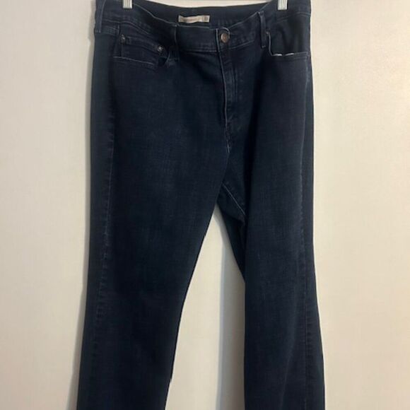 Levi's Other - Levi's 505 distressed 5 pocket straight denim jeans, size 33/32